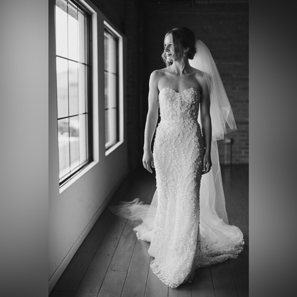 Made With Love Bridal ‘Posie’ Wedding Gown - Picture 4 of 8